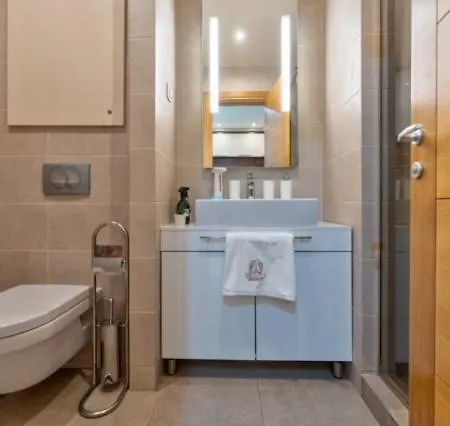 Mihajlo Kalman Διαμέρισμα