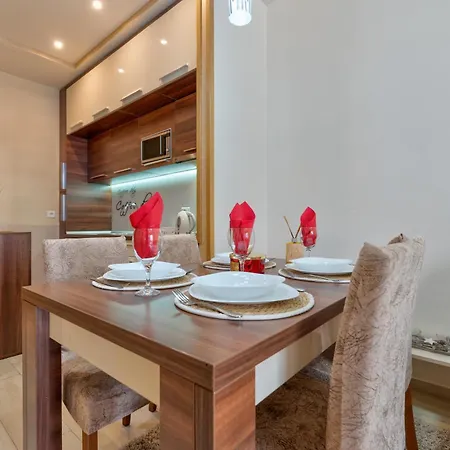 Mihajlo Kalman Διαμέρισμα *