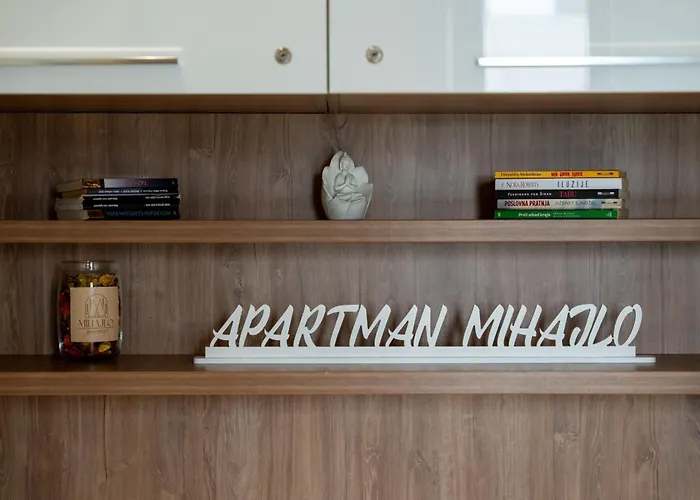 Mihajlo Kalman 아파트